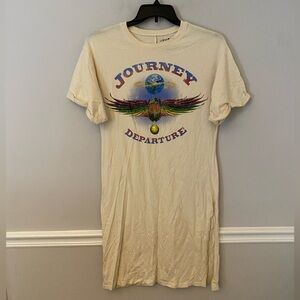 Journey cream color band t shirt dress. S